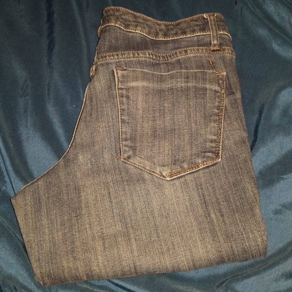 Womens Jeans - Picture 3 of 7